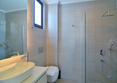 Luxury Villa Photo #11