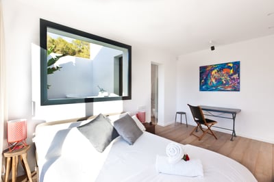 Luxury Villa Photo #28