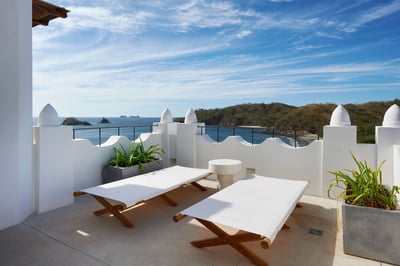 Luxury Villa Photo #4