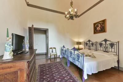 Luxury Villa Photo #26
