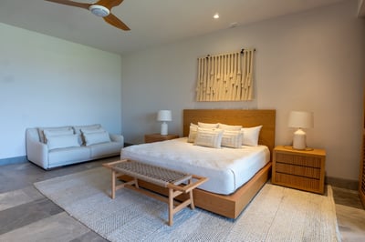 Luxury Villa Photo #26