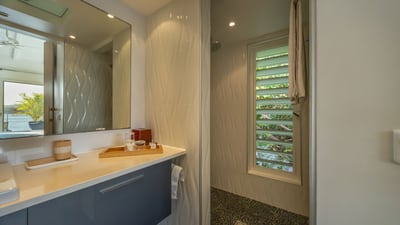 Luxury Villa Photo #31