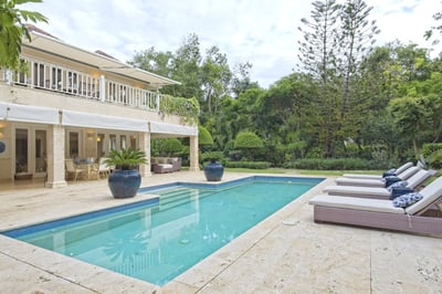 Luxury Villa Photo #2