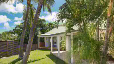 Luxury Villa Photo #18