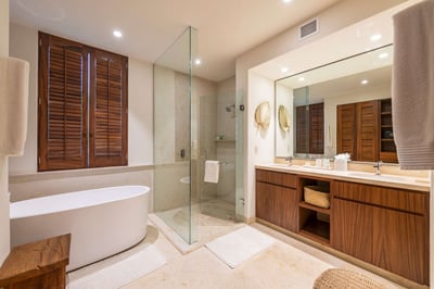 Luxury Villa Photo #33