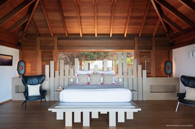 Luxury Villa Photo #23