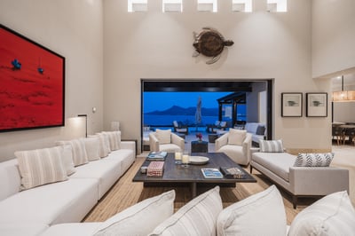 Luxury Villa Photo #19
