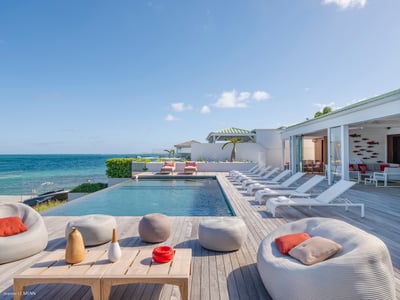 Luxury Villa Photo #6