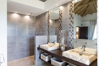 Luxury Villa Photo #36