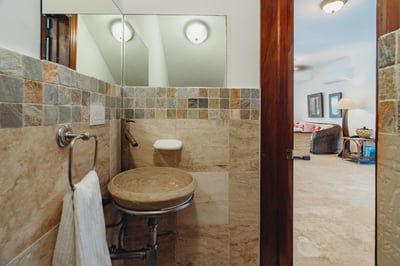 Luxury Villa Photo #18