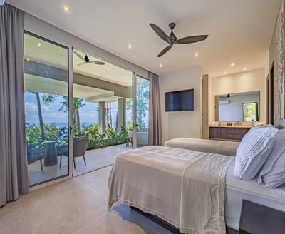 Luxury Villa Photo #52