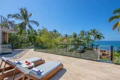 Luxury Villa Photo #13