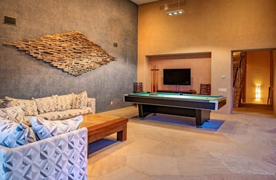 Luxury Villa Photo #20