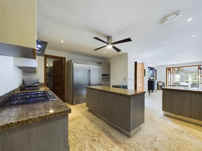 Luxury Villa Photo #20