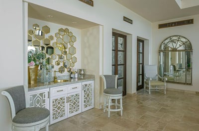 Luxury Villa Photo #22