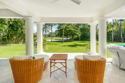 Luxury Villa Photo #8