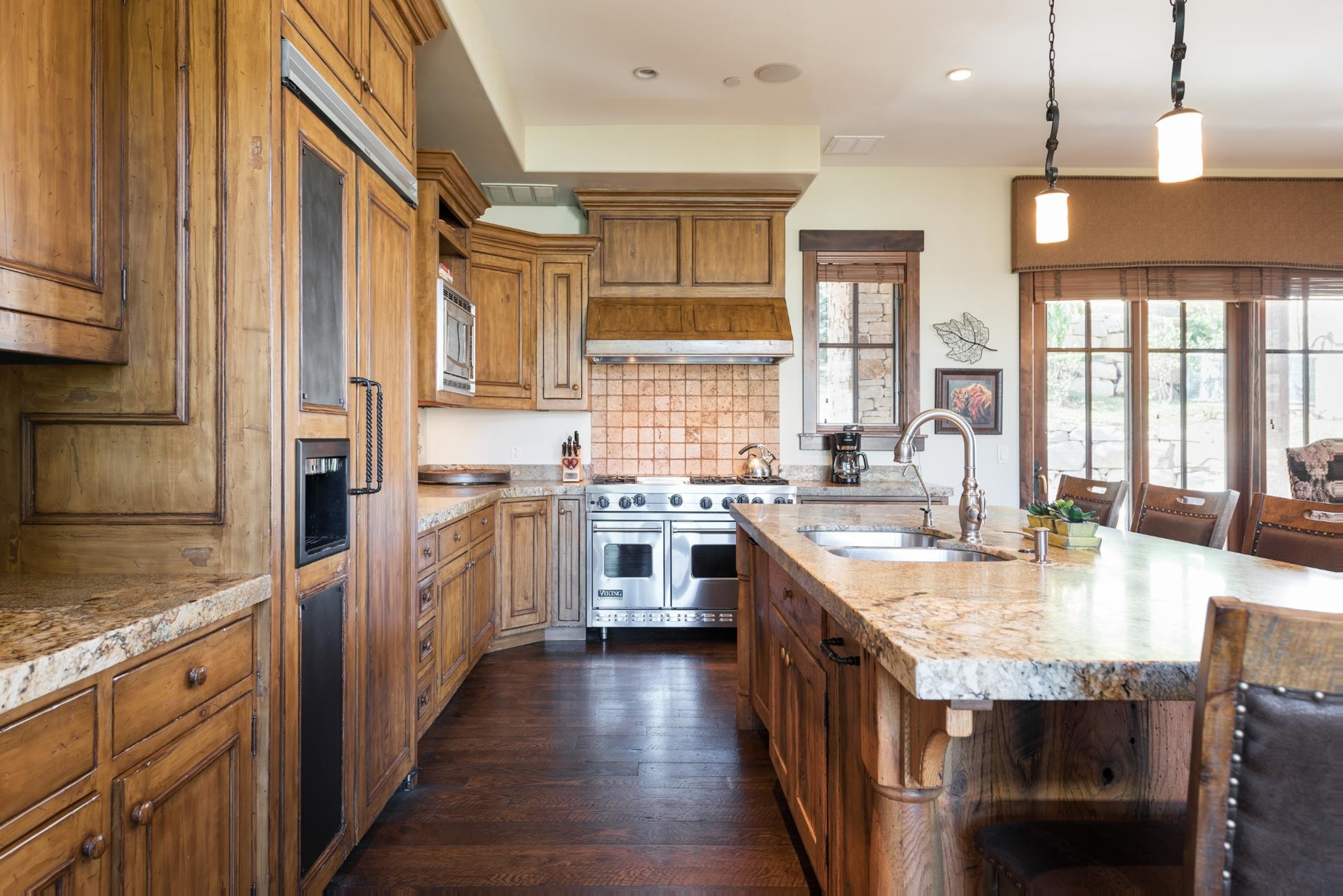 Silver Star 6 BDM Cottage with Spa - 3