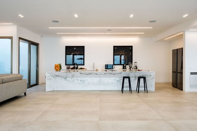Luxury Villa Photo #12