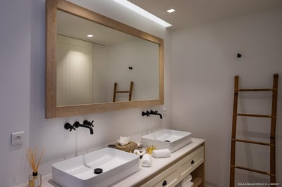 Luxury Villa Photo #47