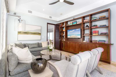 Luxury Villa Photo #8