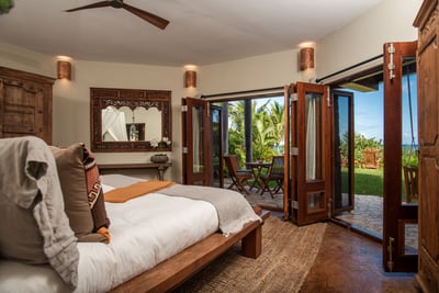 Luxury Villa Photo #43