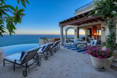 Luxury Villa Photo #7