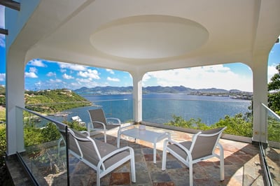 Luxury Villa Photo #40
