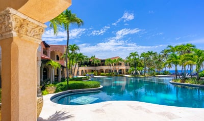 Luxury Villa Photo #5