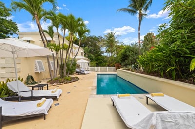 Luxury Villa Photo #3