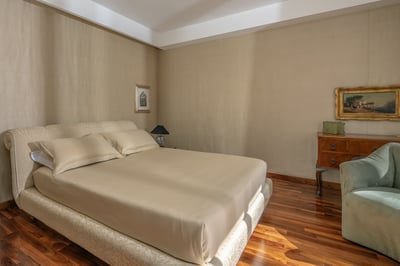 Luxury Villa Photo #25