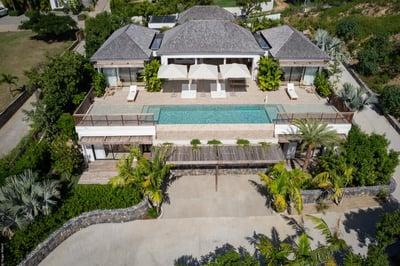 Luxury Villa Photo #2