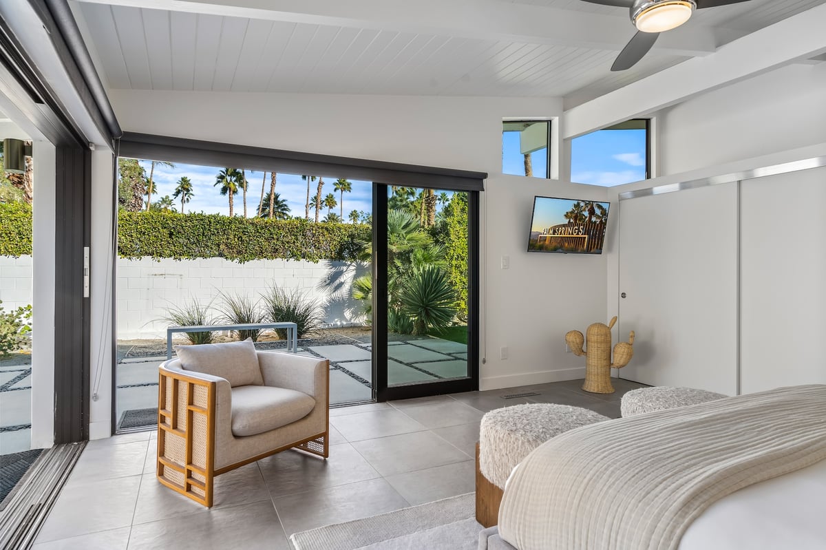 Alexander Desert Dreams