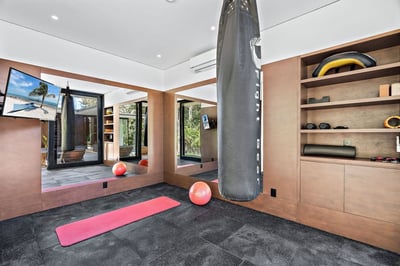Luxury Villa Photo #29