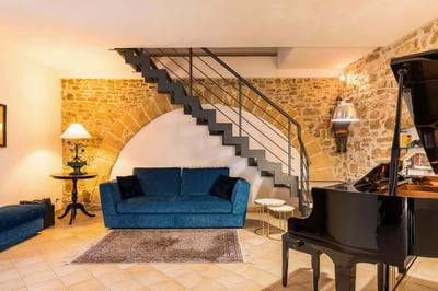 Luxury Villa Photo #23
