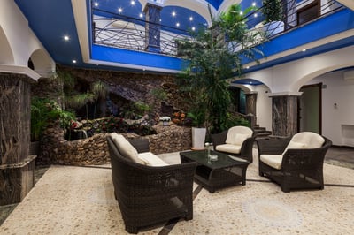 Luxury Villa Photo #33