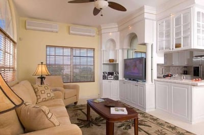 Luxury Villa Photo #9
