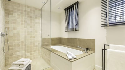 Luxury Villa Photo #17