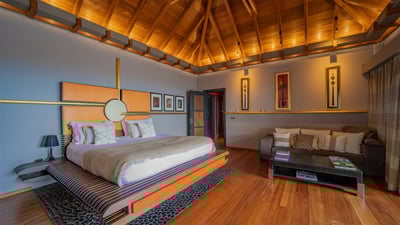 Luxury Villa Photo #43