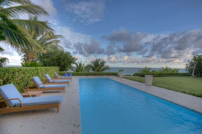 Luxury Villa Photo #3