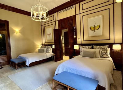Luxury Villa Photo #27