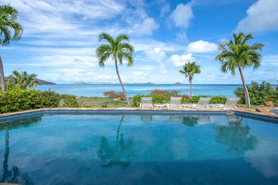 Luxury Villa Photo #4