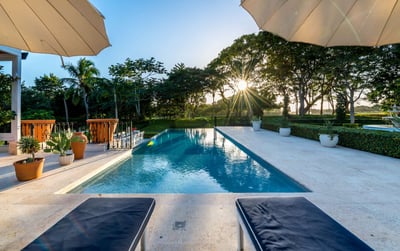 Luxury Villa Photo #4