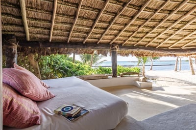 Luxury Villa Photo #7