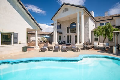 Luxury Villa Photo #3