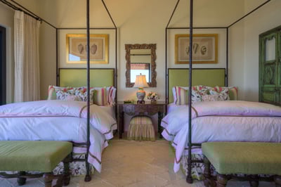 Luxury Villa Photo #34
