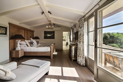 Luxury Villa Photo #29