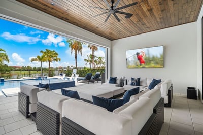 Luxury Villa Photo #11