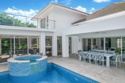 Luxury Villa Photo #2