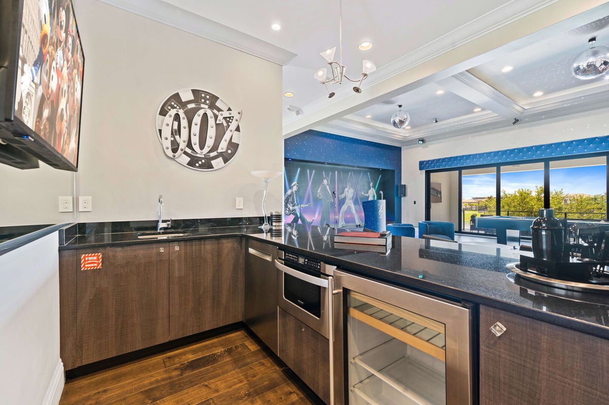 Hero's Hideout Mansion