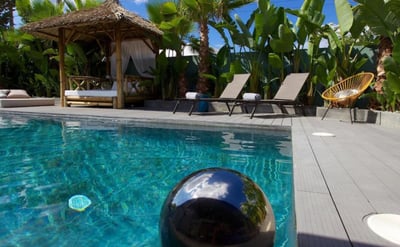 Luxury Villa Photo #6